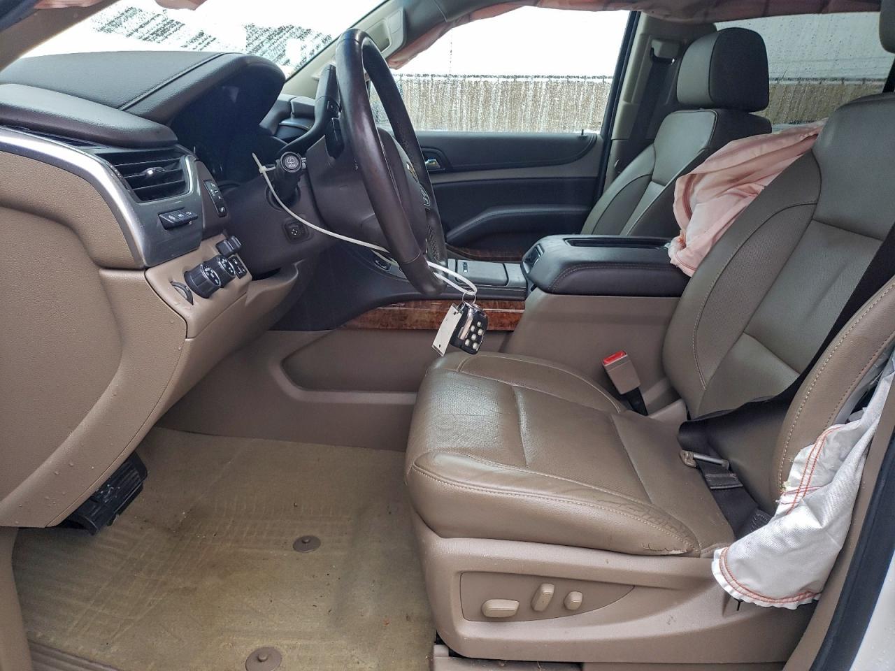 Chevrolet Suburban K1500 Premier Image 11