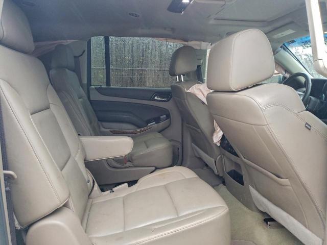 Chevrolet Suburban K1500 Premier Image 12