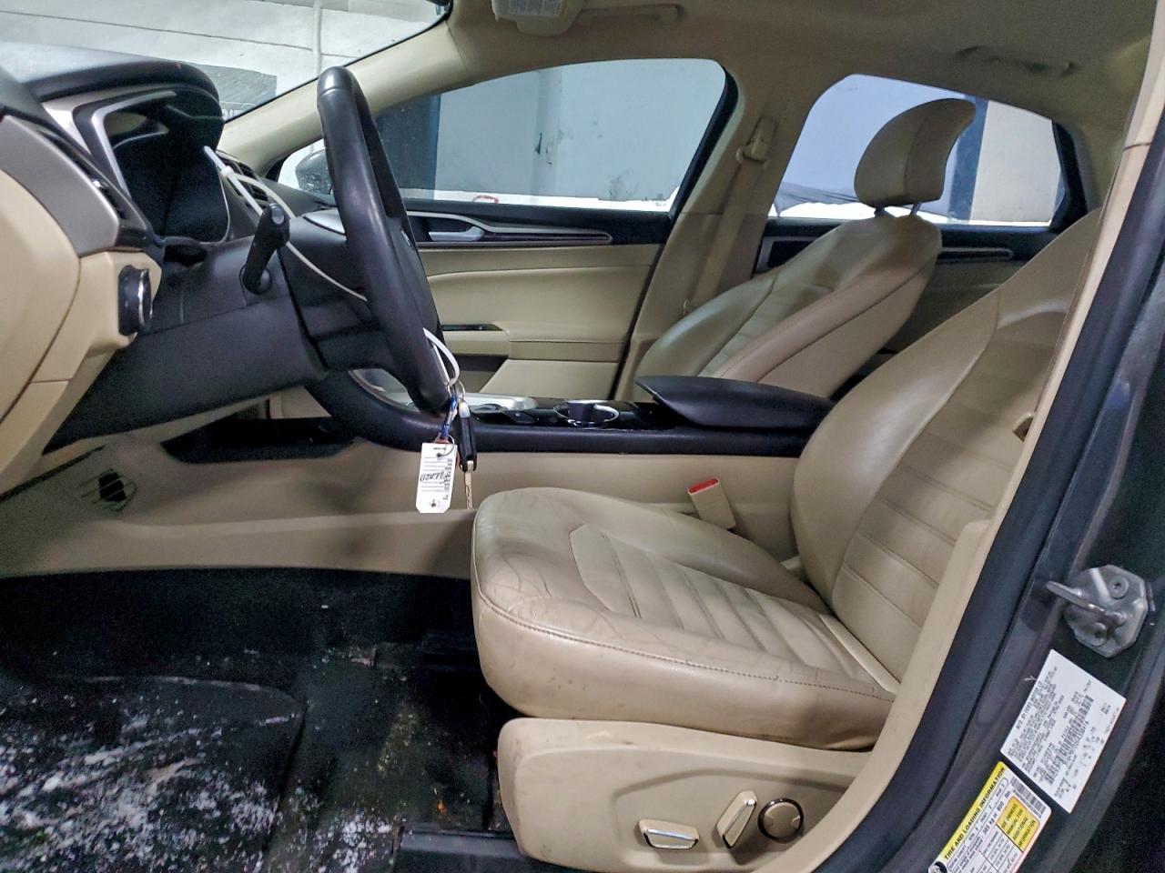 Ford Fusion Se Image 8