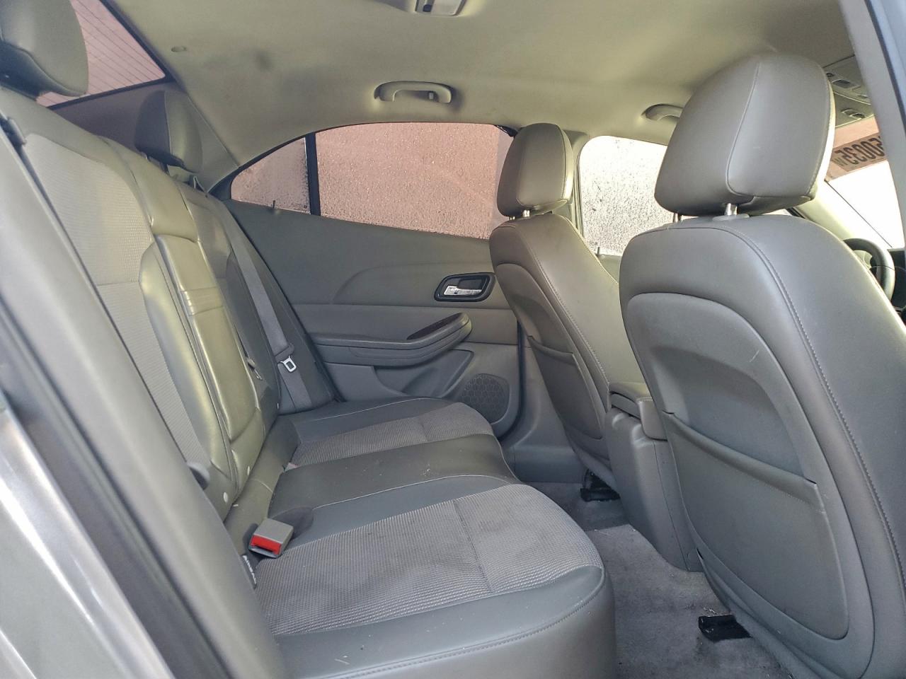 Chevrolet Malibu 1lt Image 2