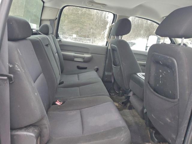 Chevrolet Silverado K3500 Image 3