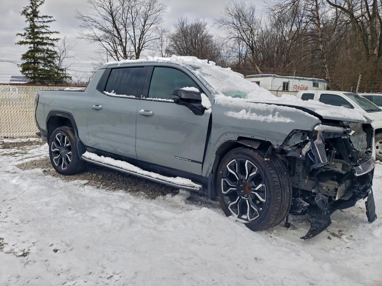 GMC Sierra Denali Image 11