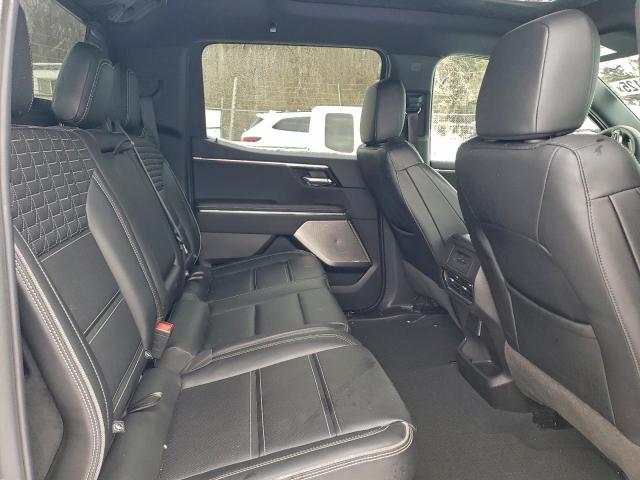 GMC Sierra Denali Image 8