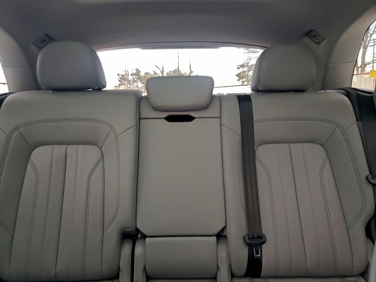 Audi Q5 Premium Plus 45 Image 13