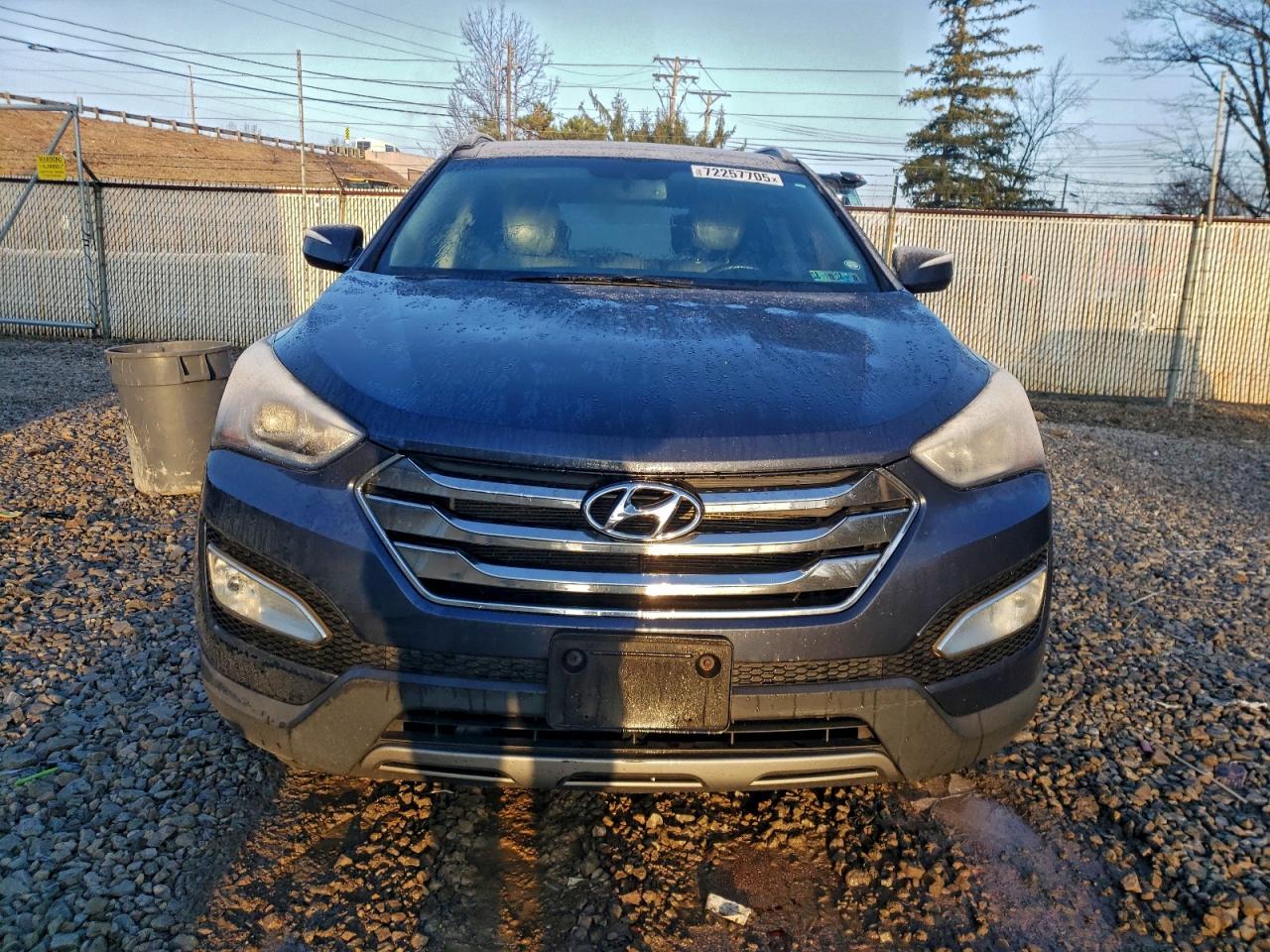 Hyundai SANTA FE Image 9