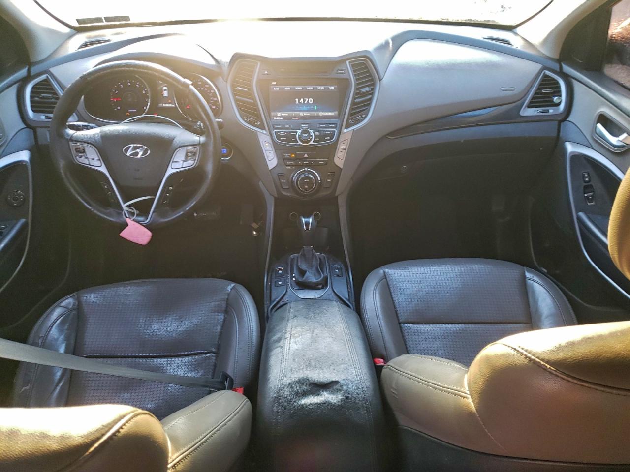 Hyundai SANTA FE Image 10