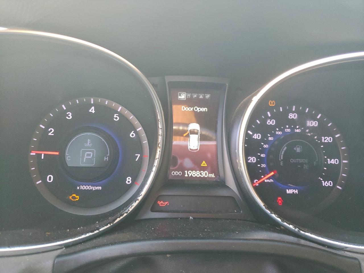 Hyundai SANTA FE Image 11