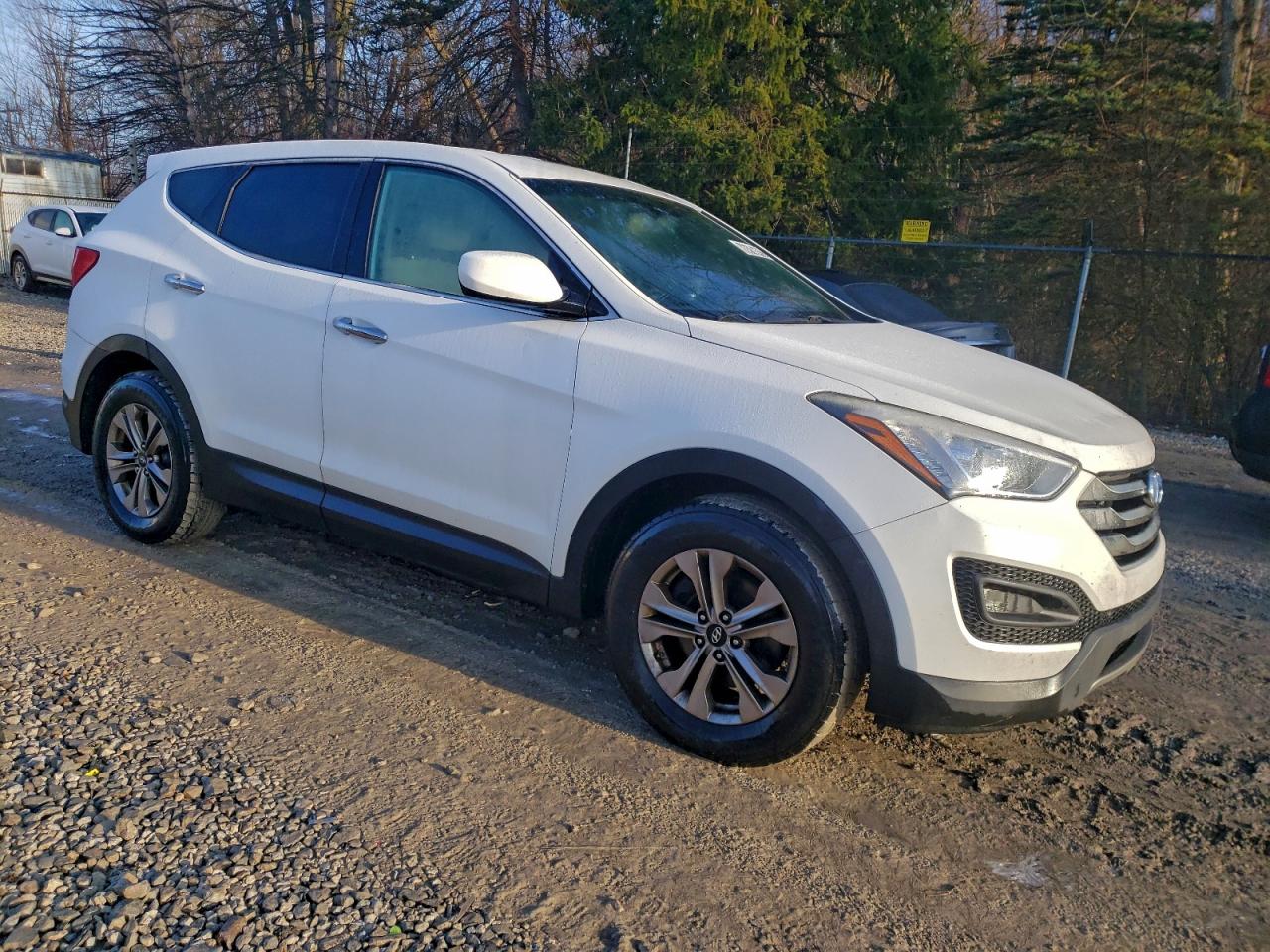Hyundai SANTA FE Image 6