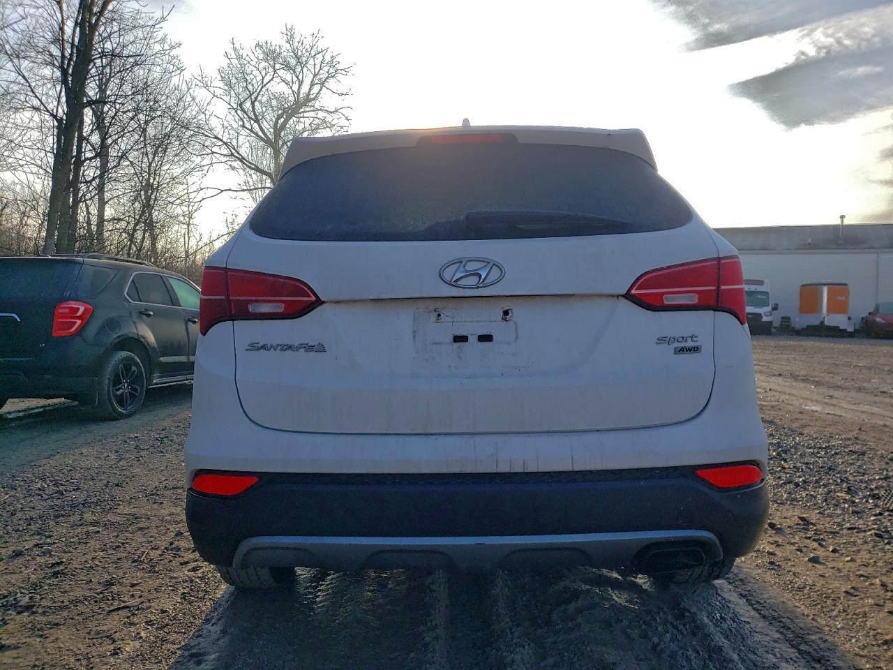 Hyundai SANTA FE Image 12