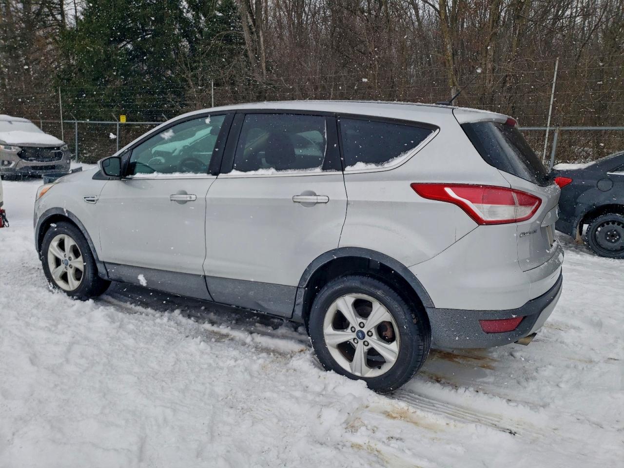 Ford Escape Se Image 2