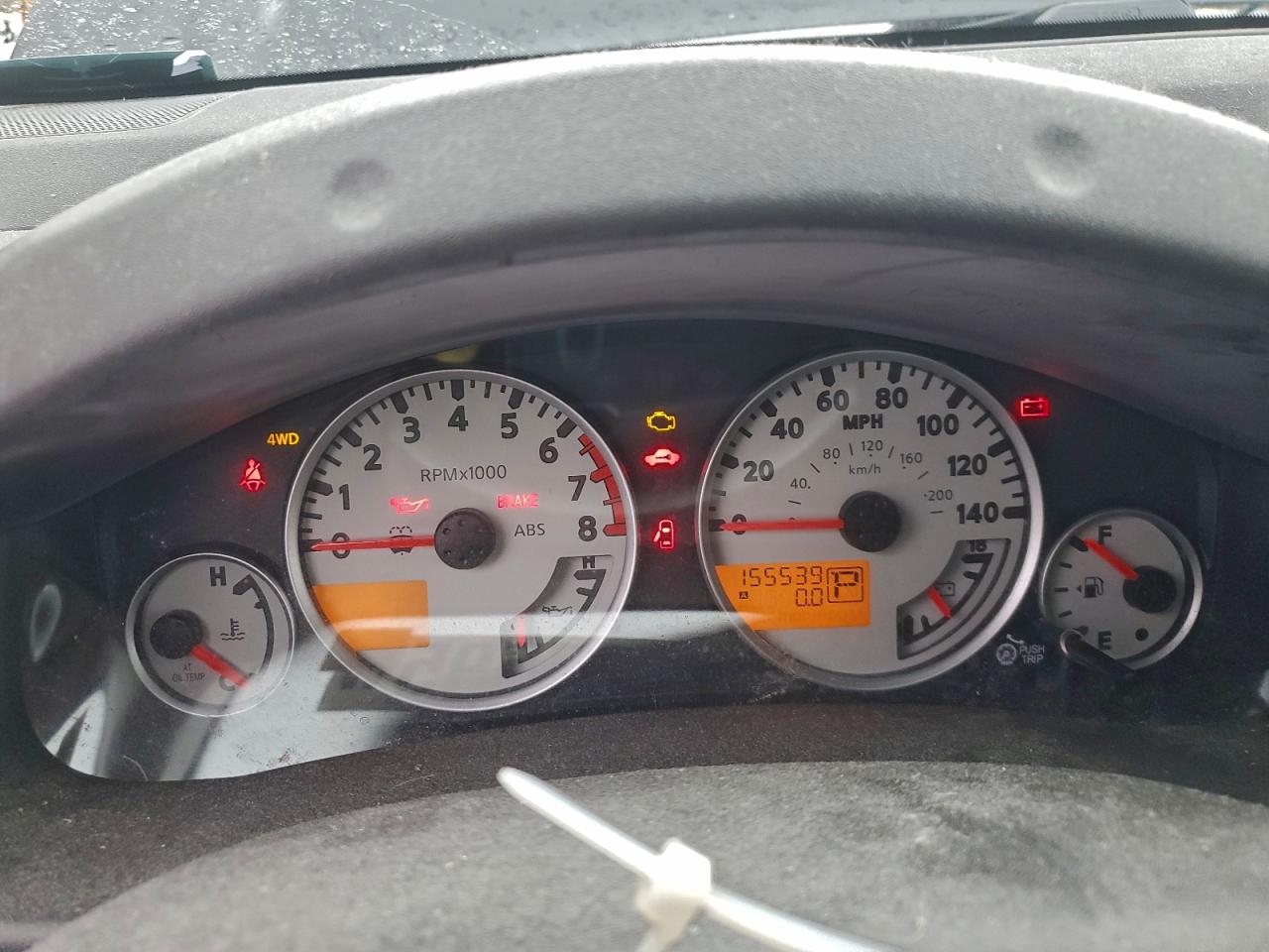 Nissan Frontier S Image 8