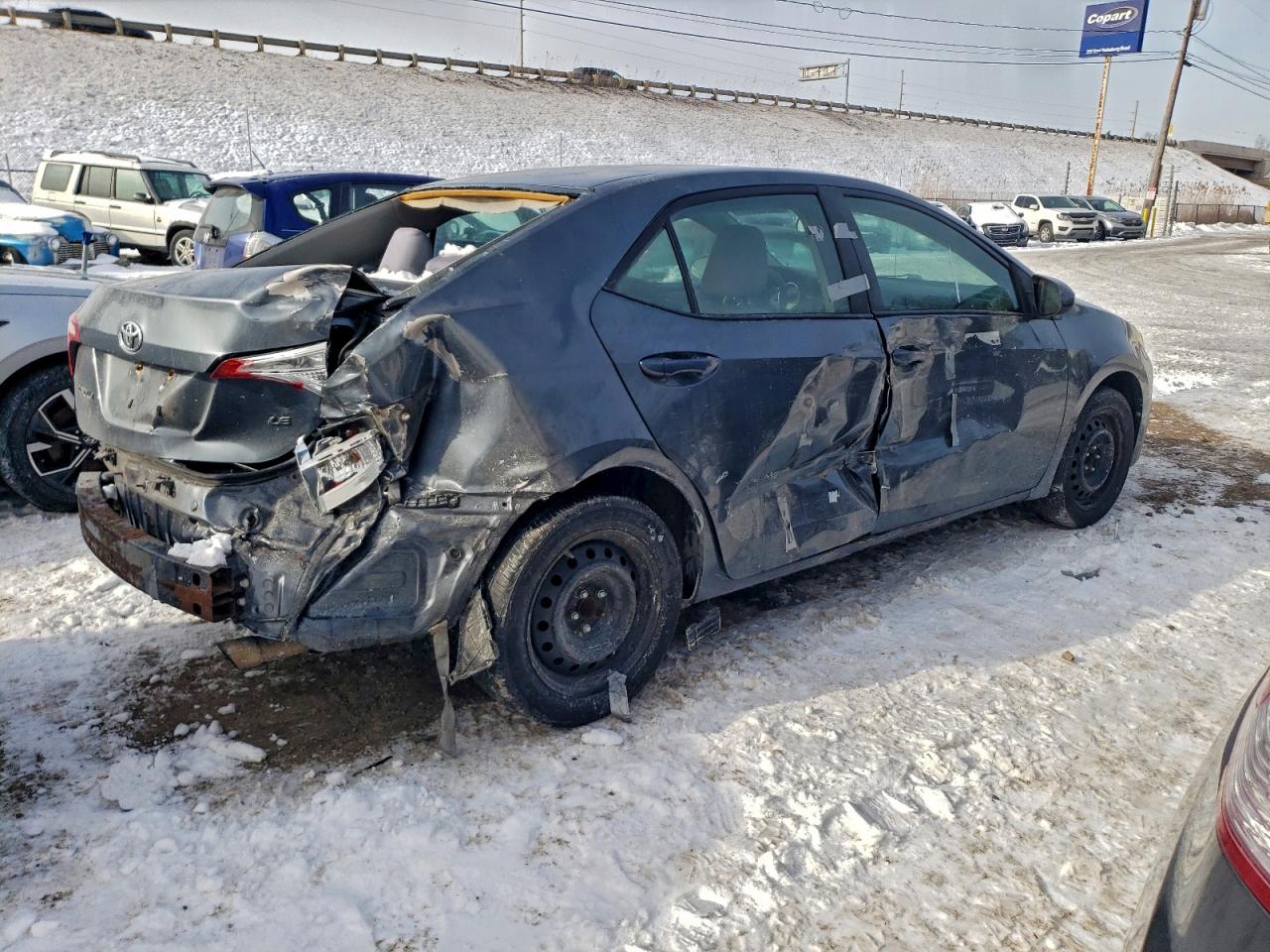 Toyota Corolla L Image 3