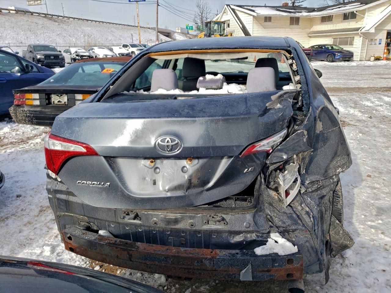 Toyota Corolla L Image 7