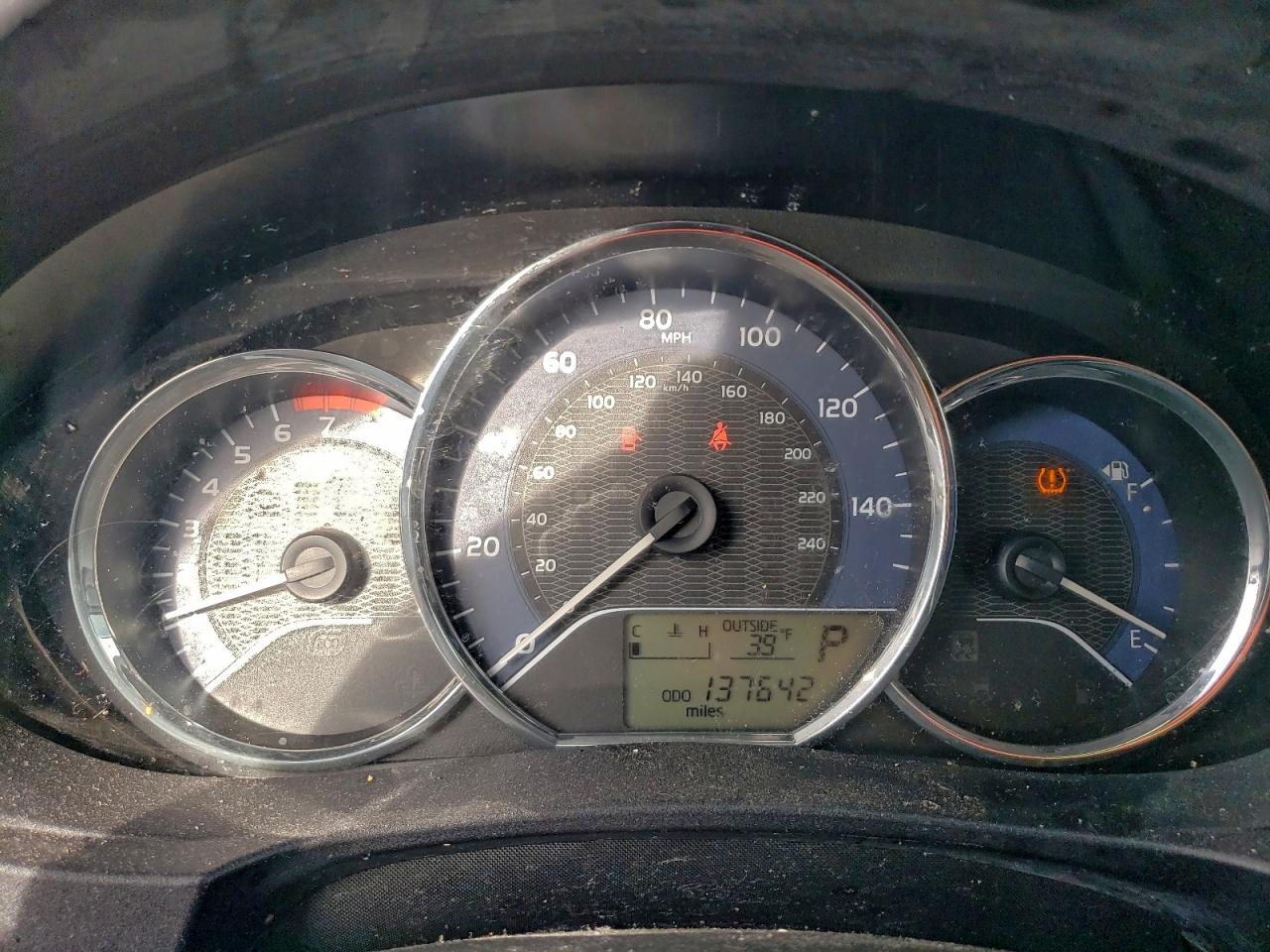 Toyota Corolla L Image 5