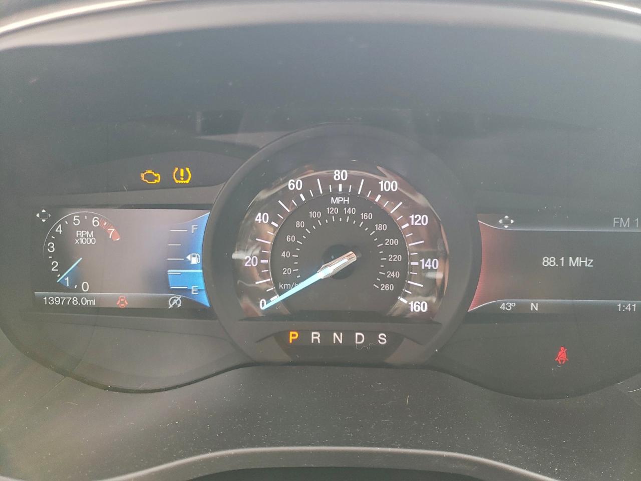 Ford Fusion Se Image 9