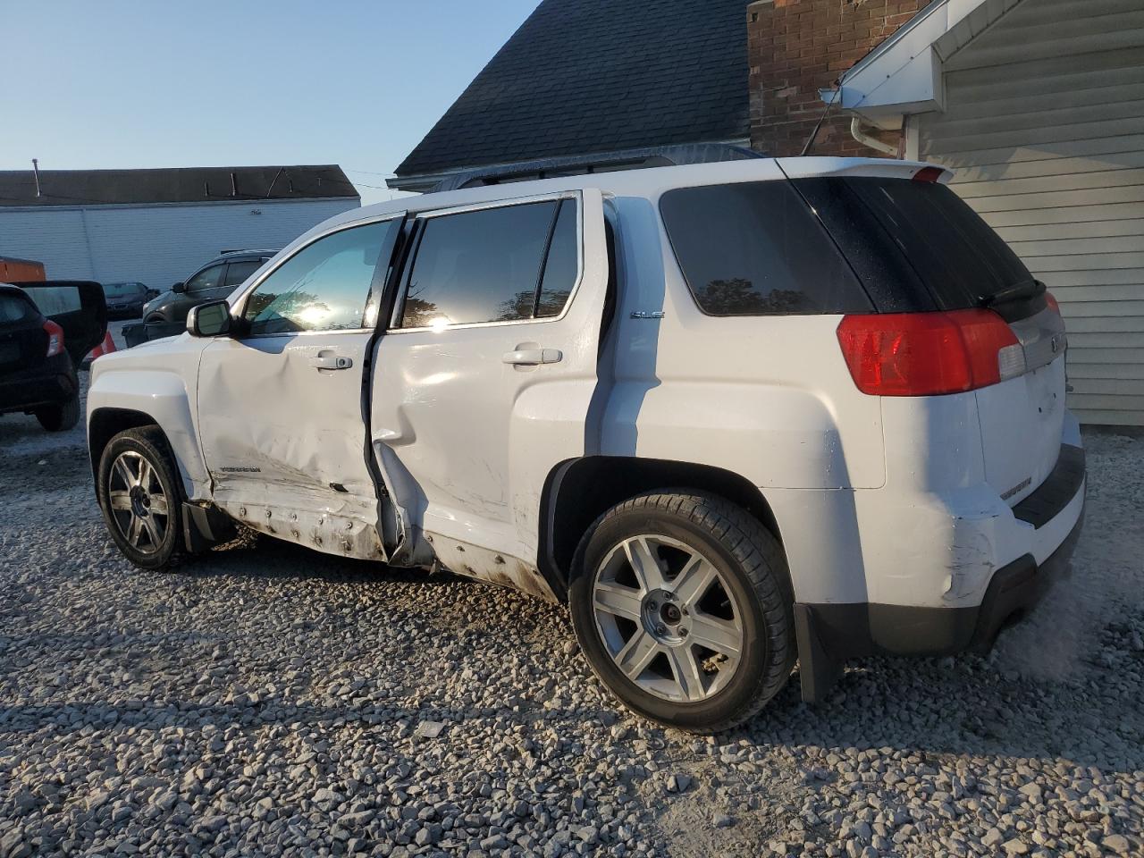 GMC Terrain Sle Image 2