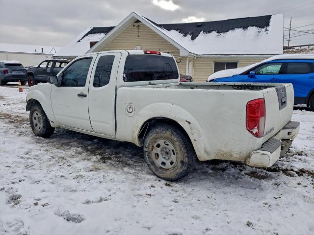 Nissan Frontier S Image 2