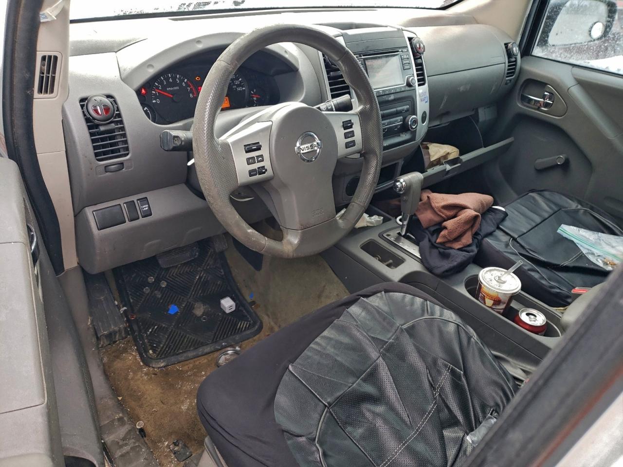 Nissan Frontier S Image 8