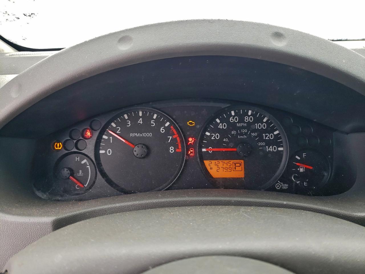 Nissan Frontier S Image 7