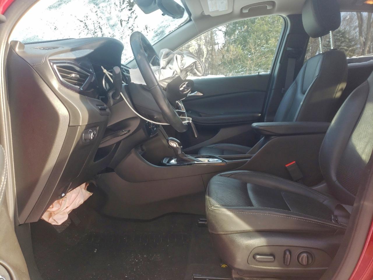 Buick Encore Essence Image 7