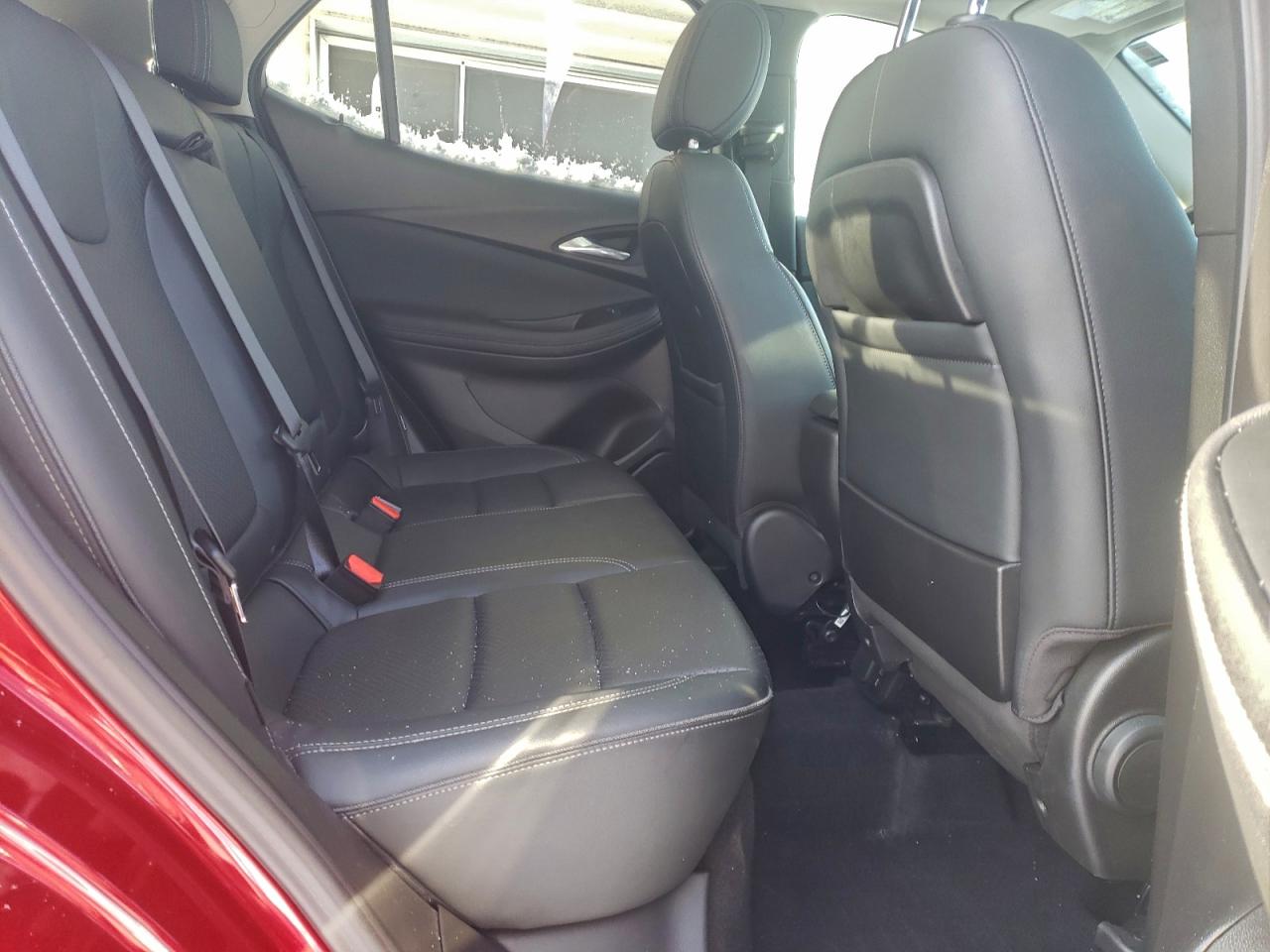 Buick Encore Essence Image 10