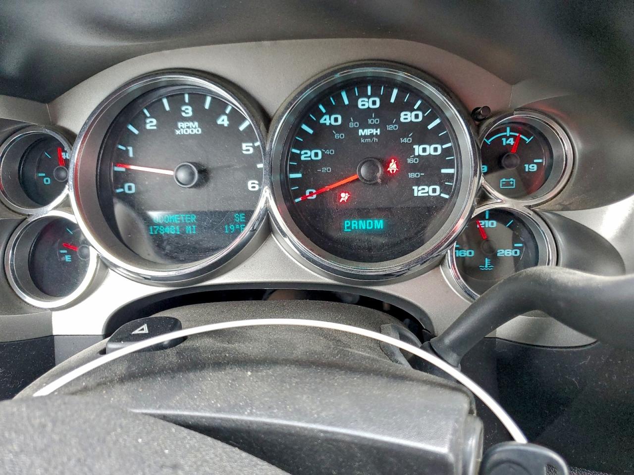 Chevrolet Silverado K1500 Lt Image 7