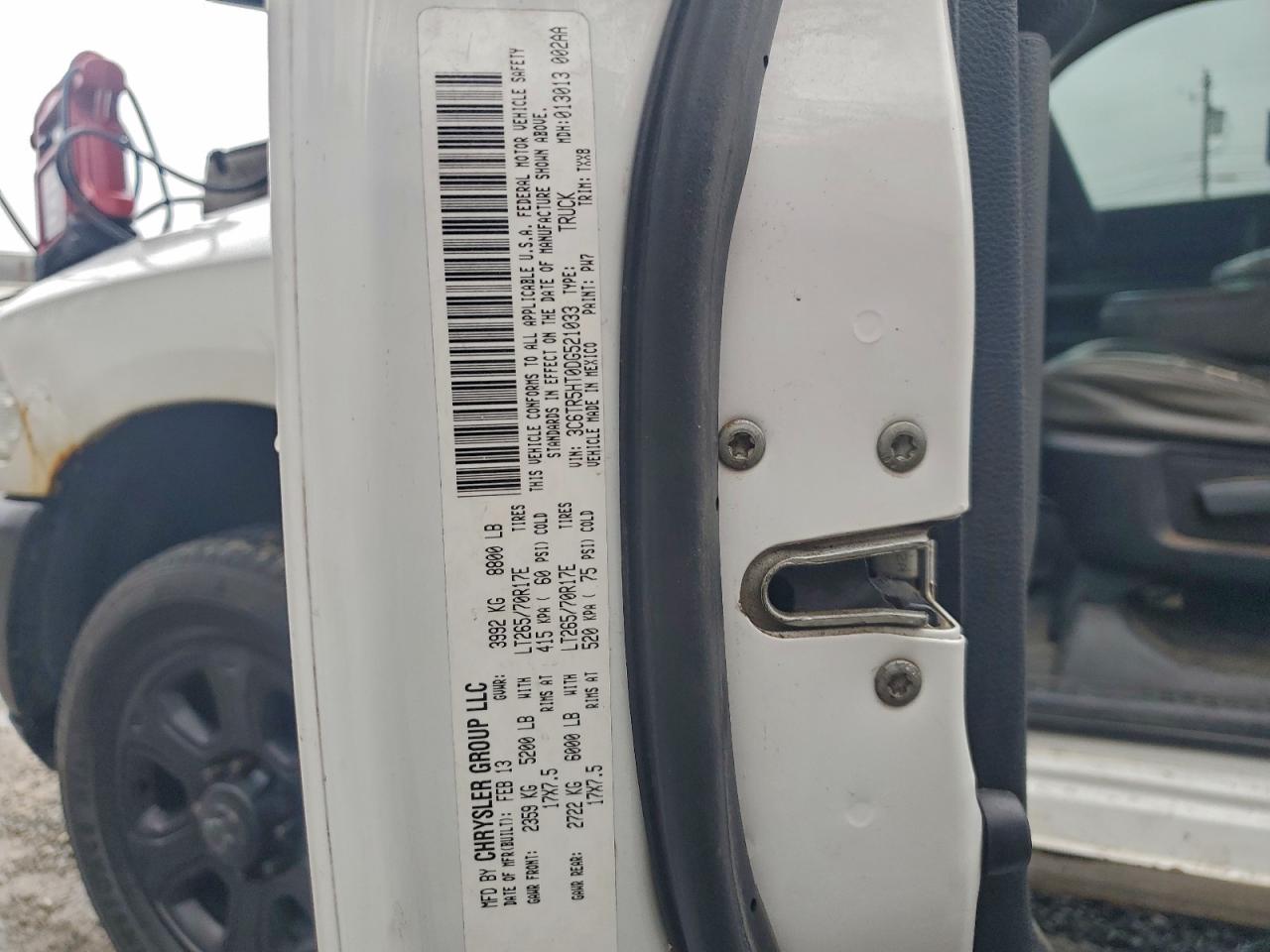 Ram 2500 St Image 12