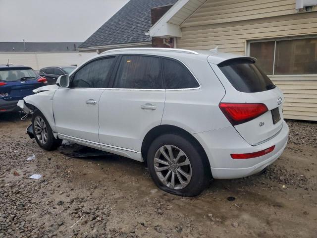 Audi Q5 Premium Plus Image 4