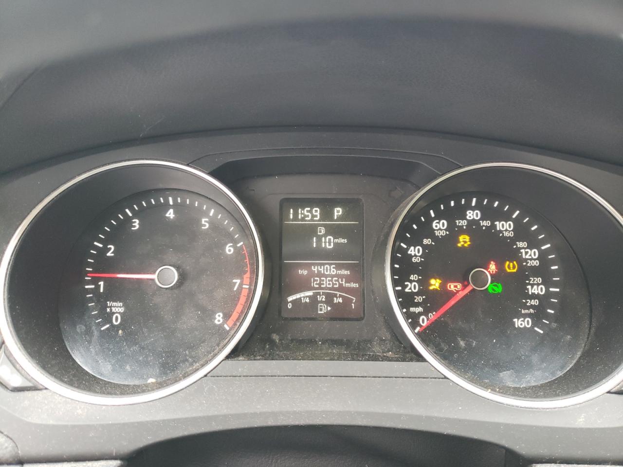 Volkswagen Jetta Base Image 10