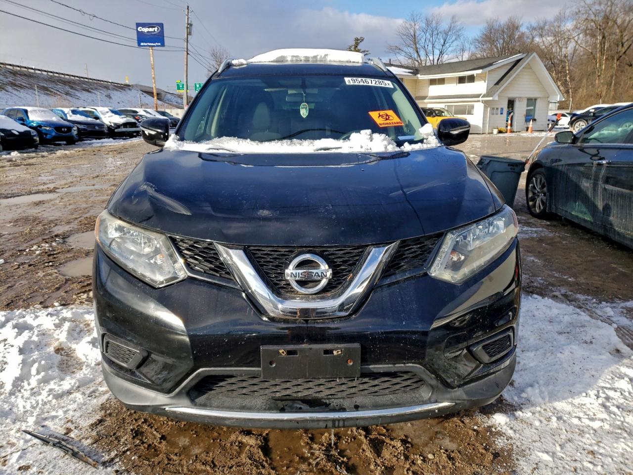 Nissan Rogue S Image 2