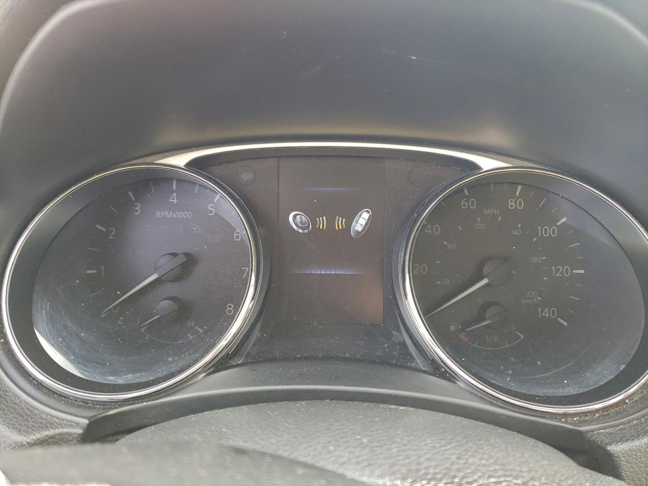 Nissan Rogue S Image 6