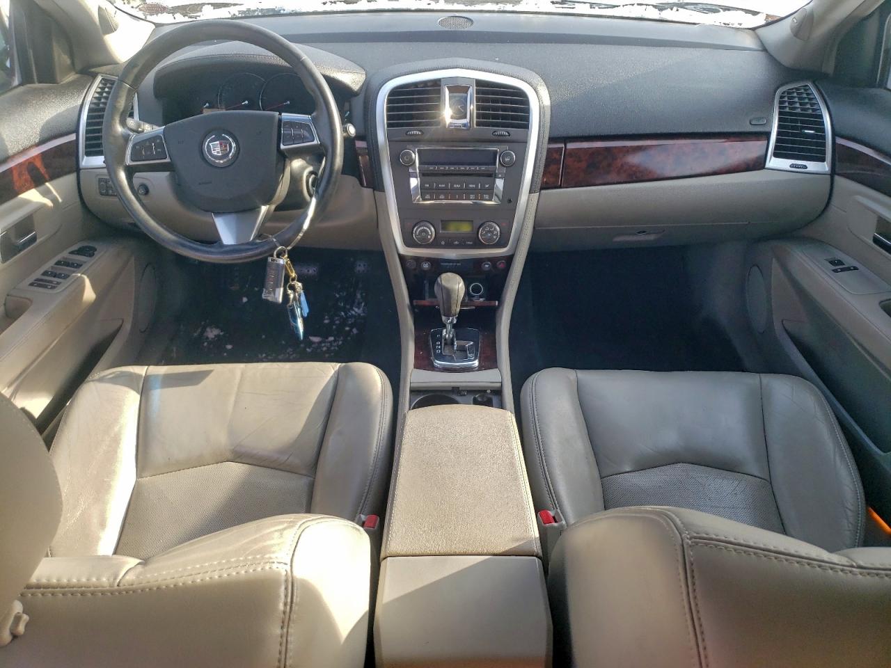 Cadillac SRX Image 7
