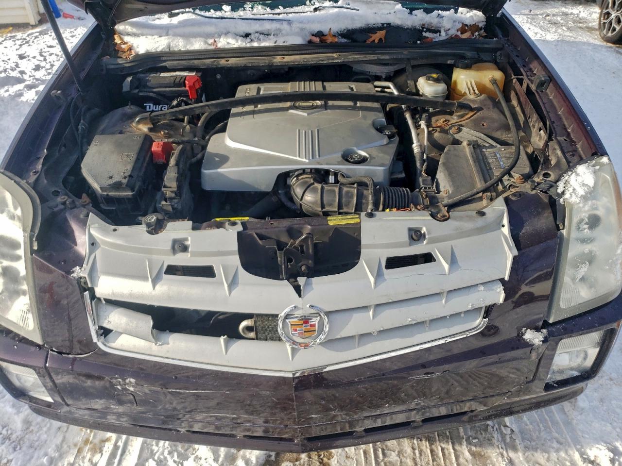 Cadillac SRX Image 2